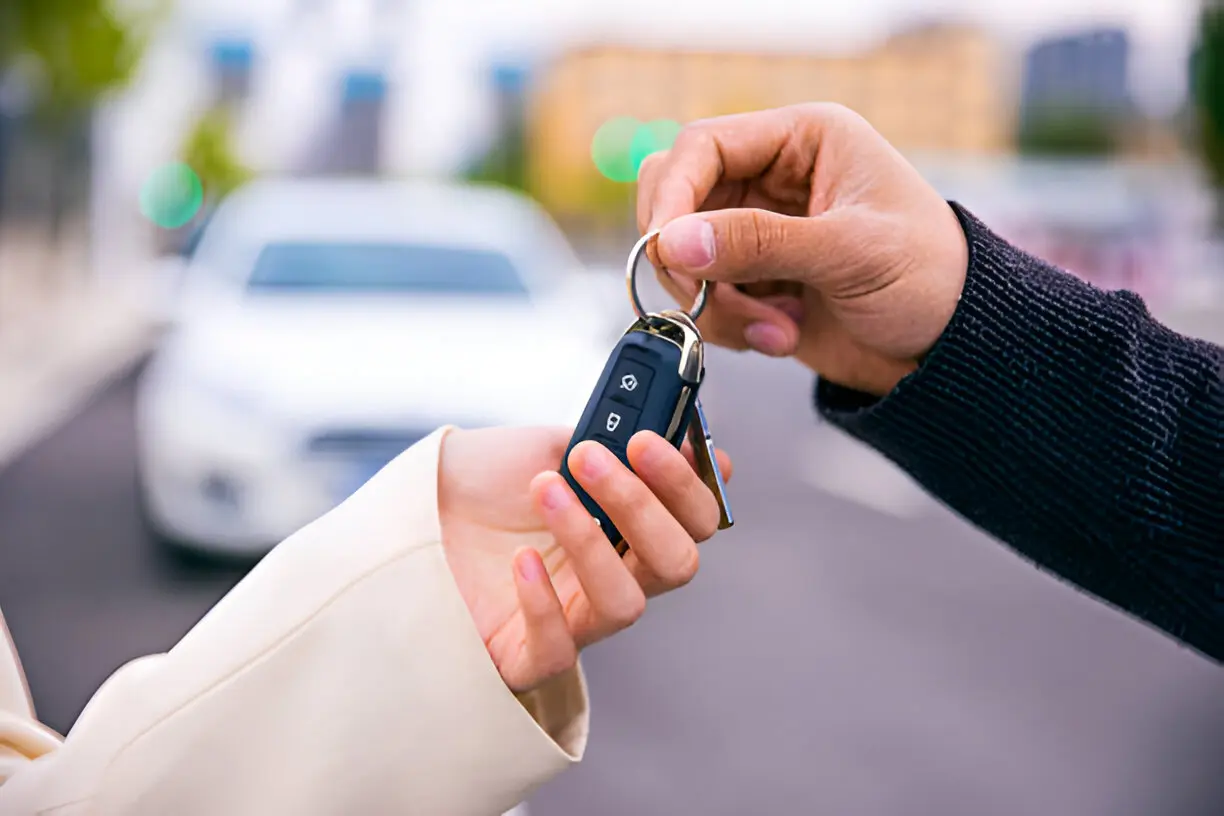 24/7 emergency Locksmith Bay Hill services for home, car, and office lockouts